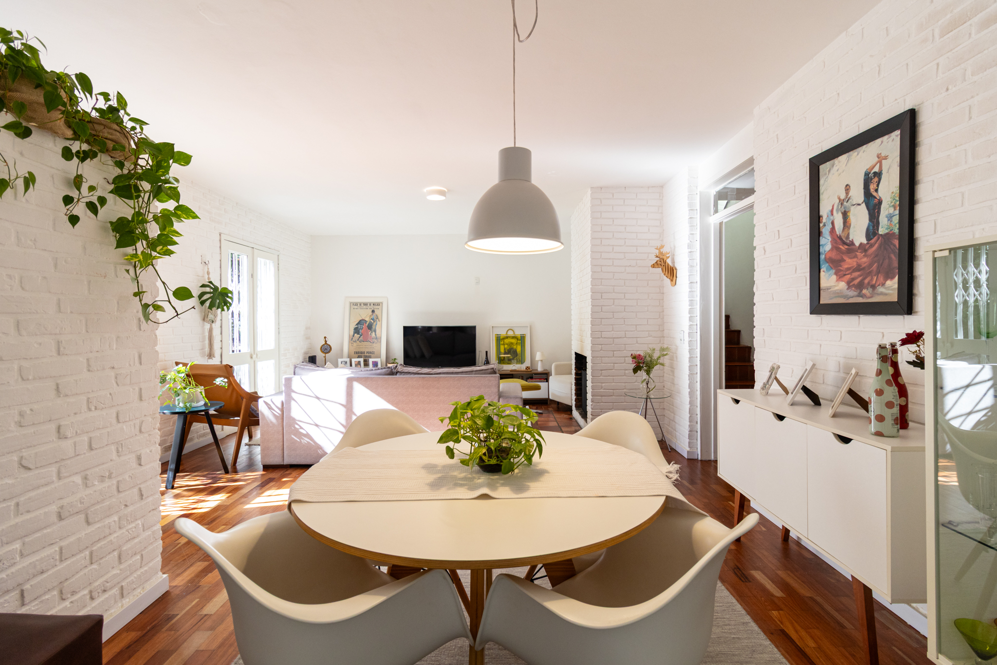 casa pensada para quem valoriza arquitetura, conforto e luz natural